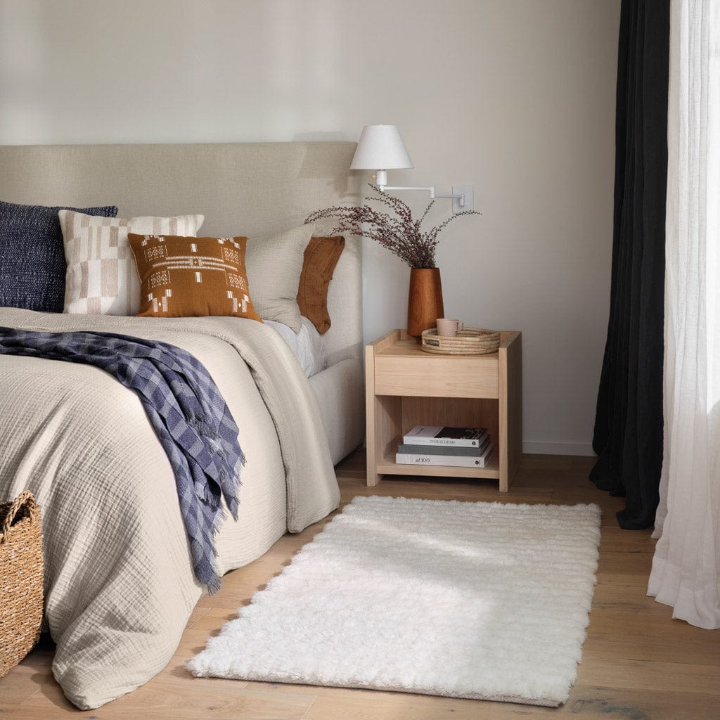 Handwoven Rug with Chunky Textured Surface | Plush High-Pile Design