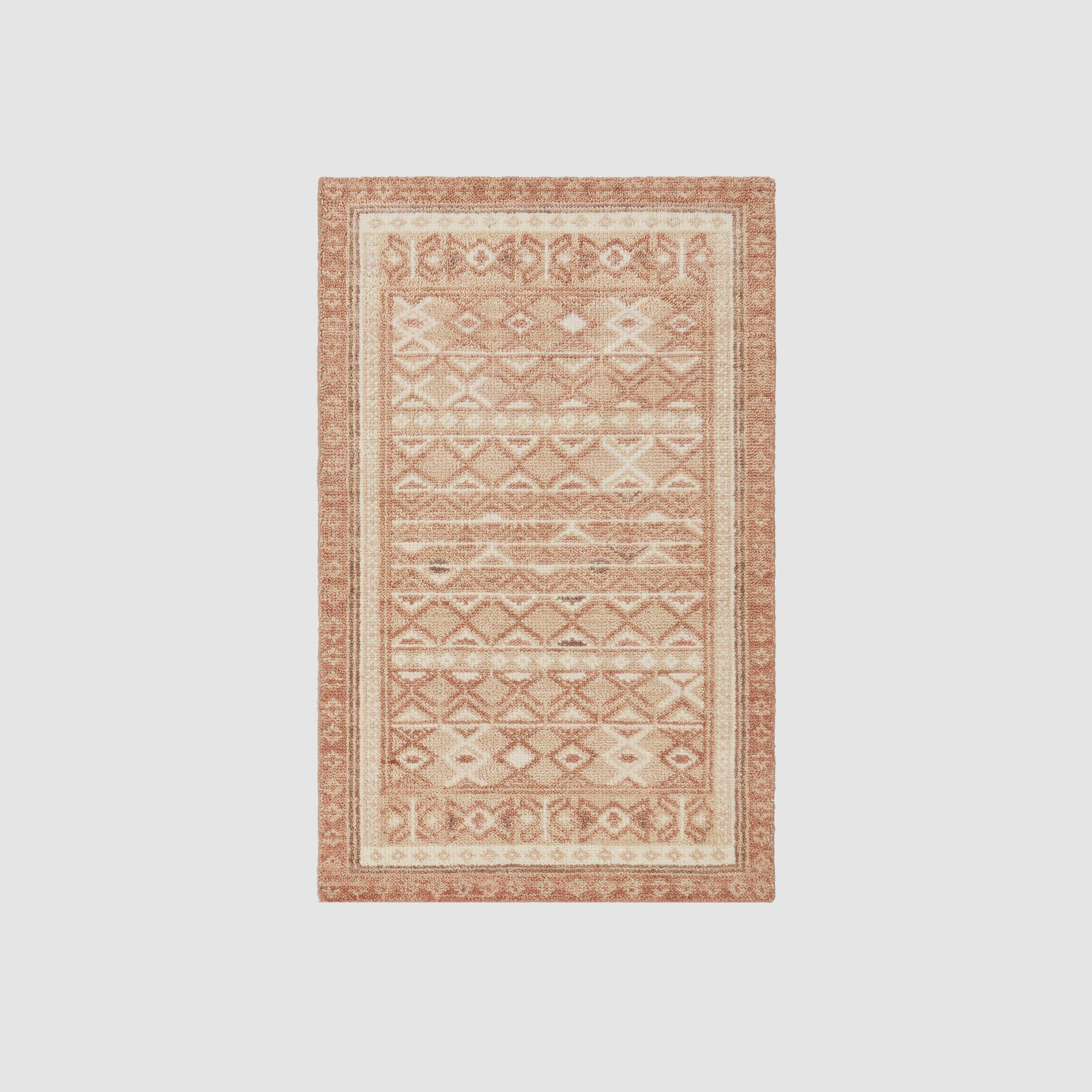 Handwoven Rug with Soft Geometric Pattern | Warm Neutral Tone