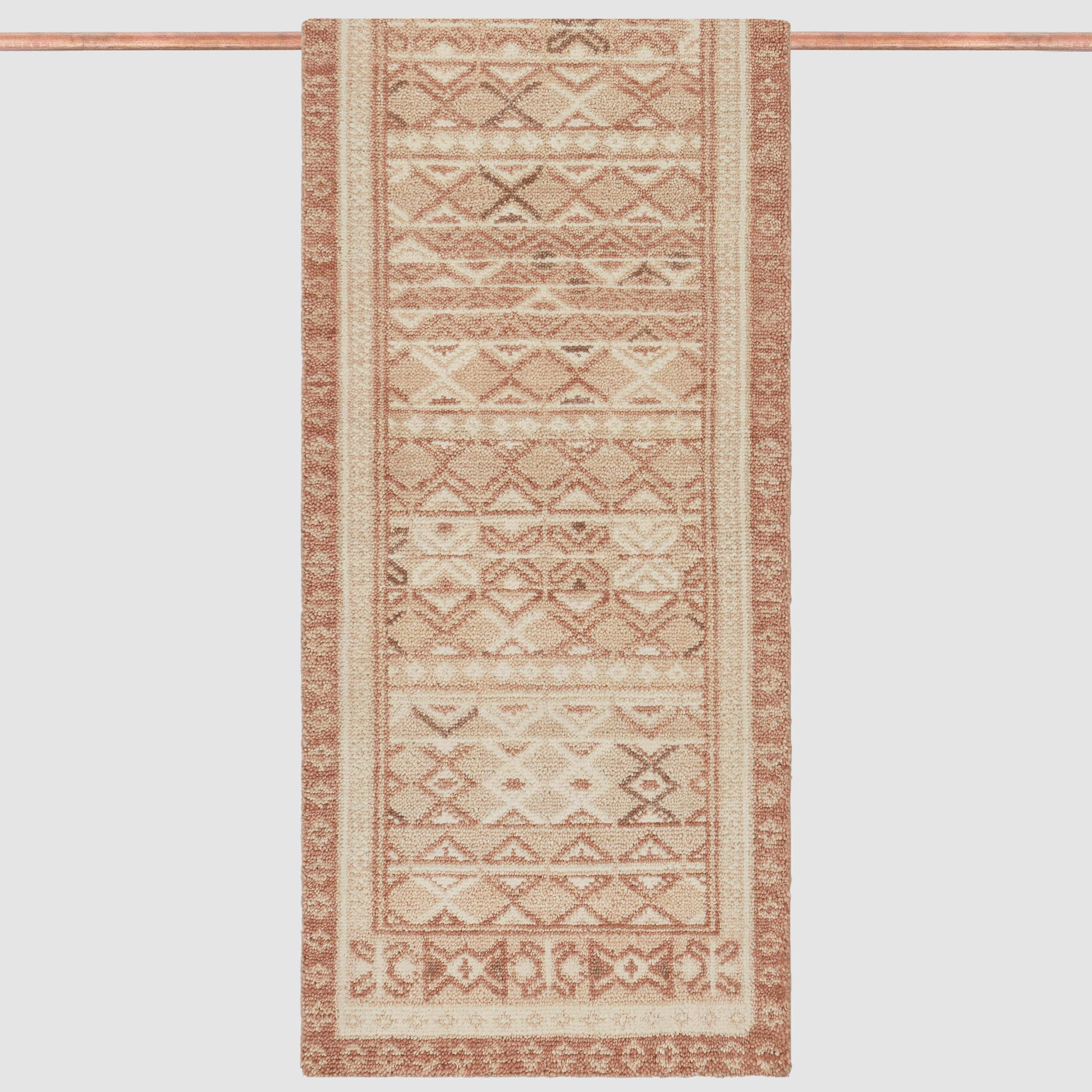 Handwoven Rug with Soft Geometric Pattern | Warm Neutral Tone